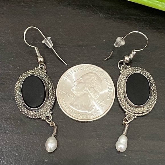 Sterling Silver 925 Made in Israel Black Onyx Dangling Rice Pearl Drop Earrings - Picture 6 of 11